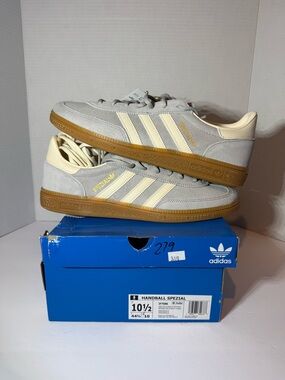 adidas Handball Spezial Men's Light Gray and Cream Suede Sneakers